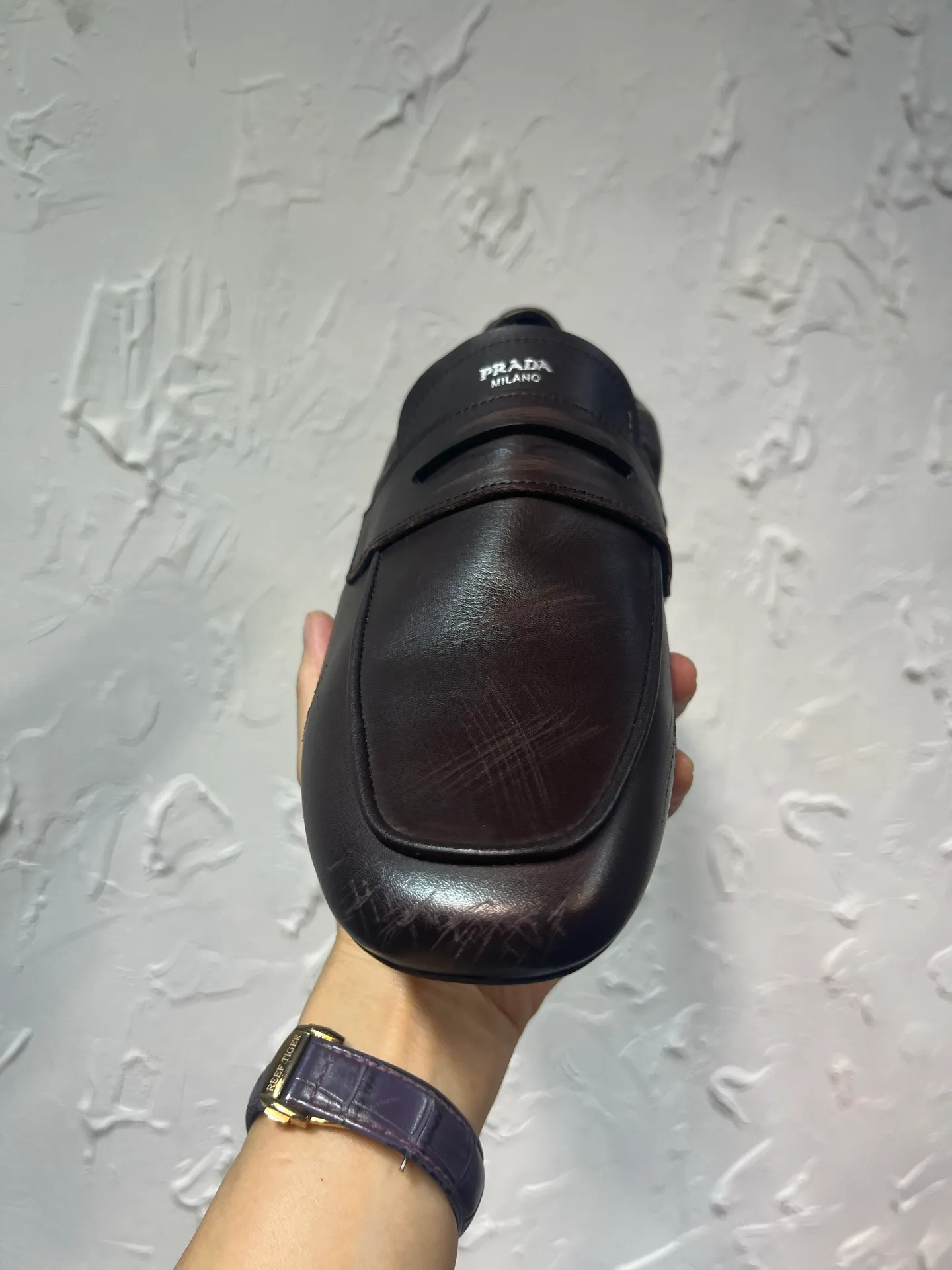 P780 prada derby2025 spring and autumn latest Prada one-legged retro men's loafers, Shuffle hollowed-out men's shoes, upper cowhide, lining and foot cowhide, rubber sole, black and brown 2-color original packaging Code number: 39-46